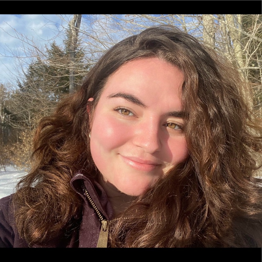 Meet your Posher, Olivia